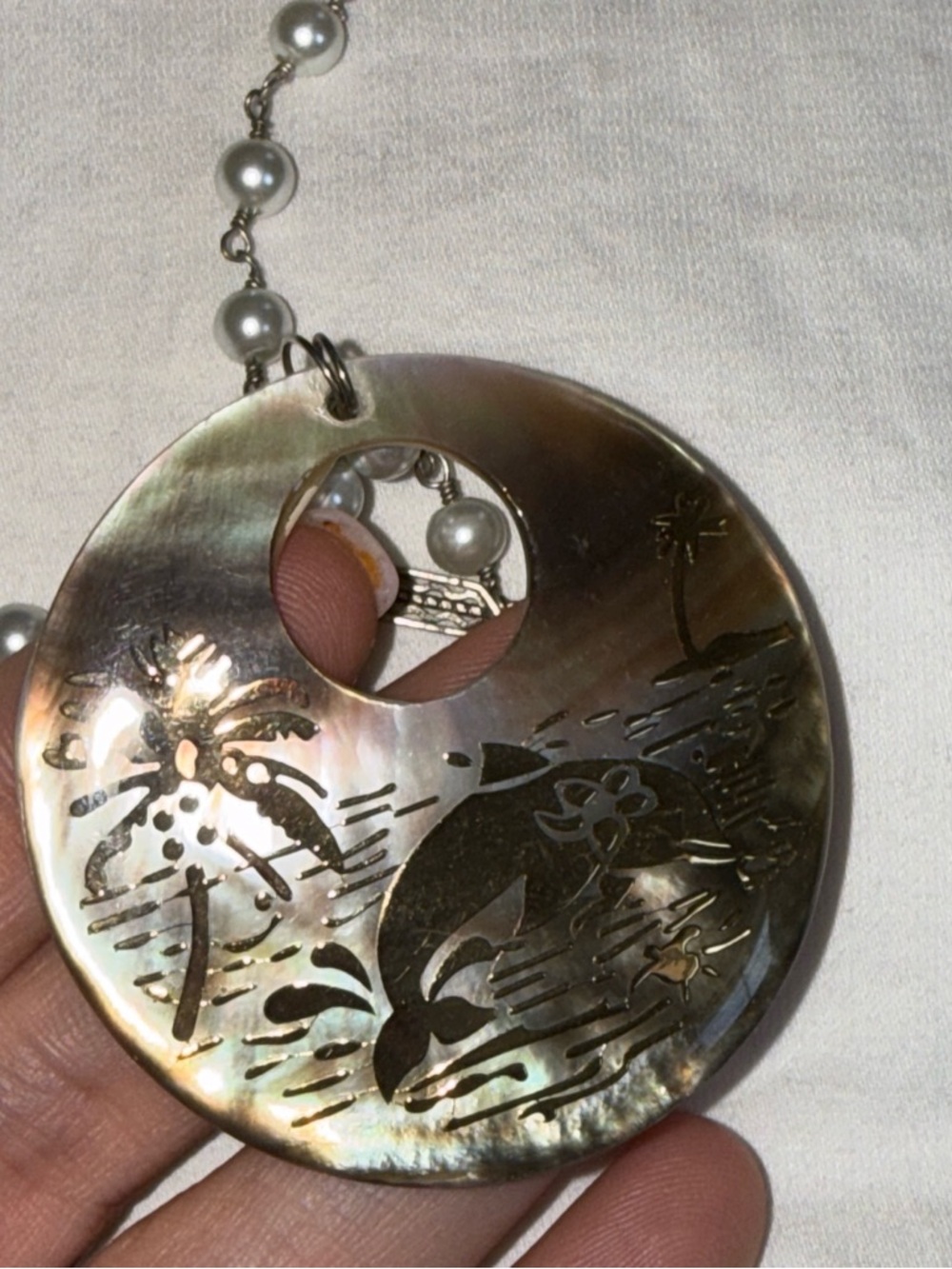 Vintage Pearl Chain Necklace with Iridescent Brown Shell Disc - Picture 2 of 4